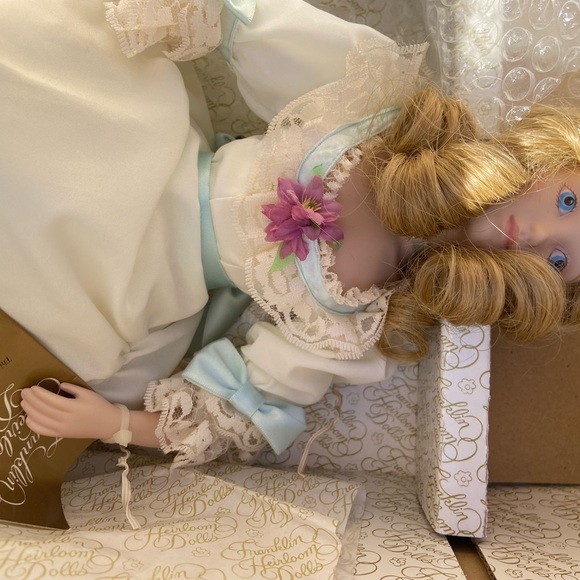 New new never used, has tag. Vintage, beautiful, it comes from original box . - Picture 4 of 8